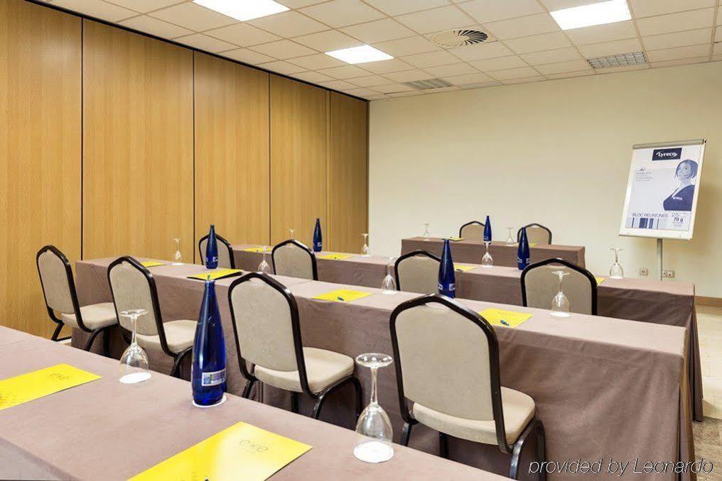 阿尔梅纳尔埃克格瑞纳酒店 拉斯·罗萨斯·德·马德里 外观 照片