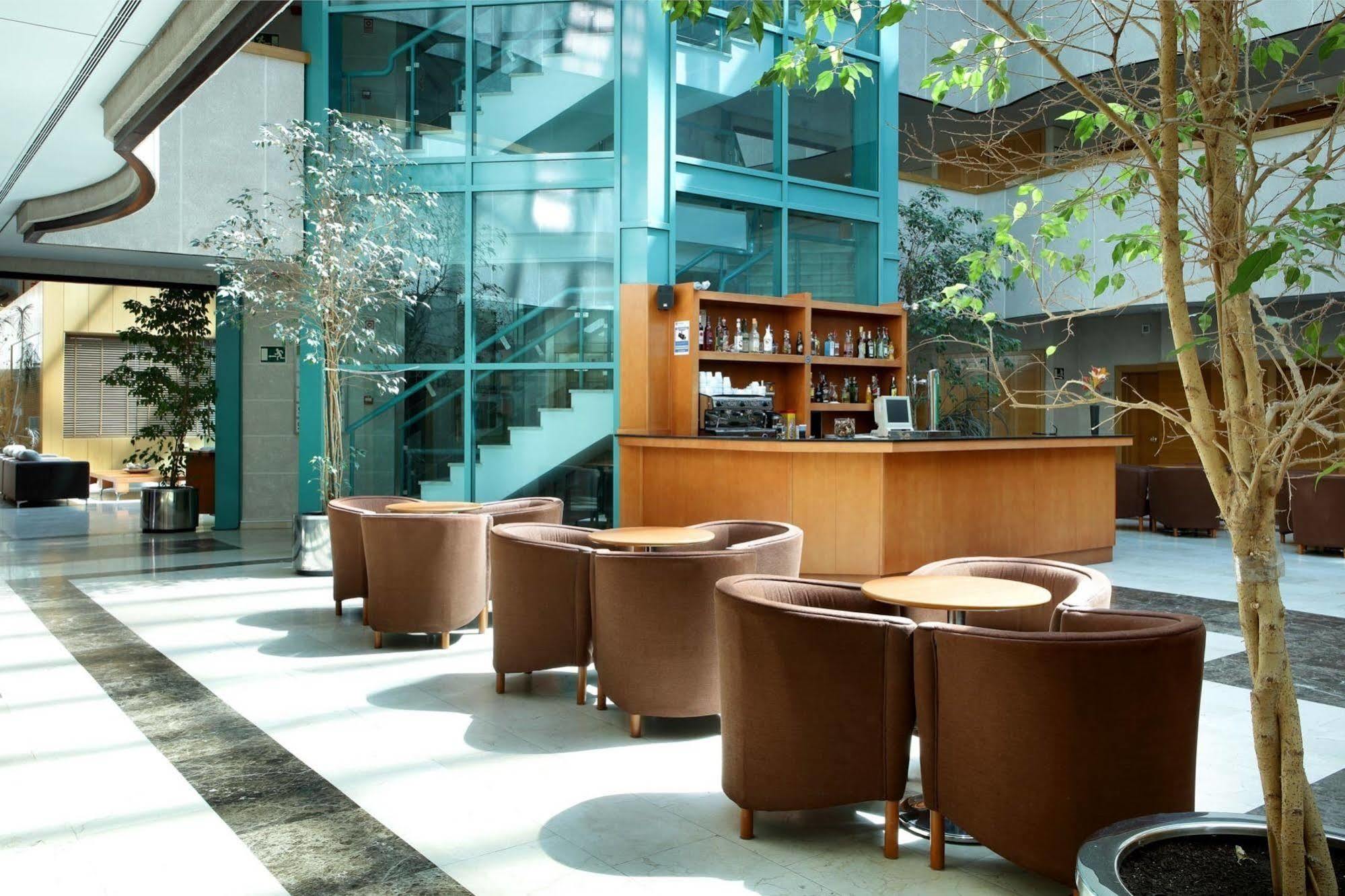 阿尔梅纳尔埃克格瑞纳酒店 拉斯·罗萨斯·德·马德里 外观 照片